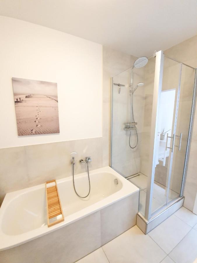 PB Ferienwohnungen - FeWo 7 - Stilvoll eingerichtetes Apartment im Herzen Senftenbergs Exterior foto