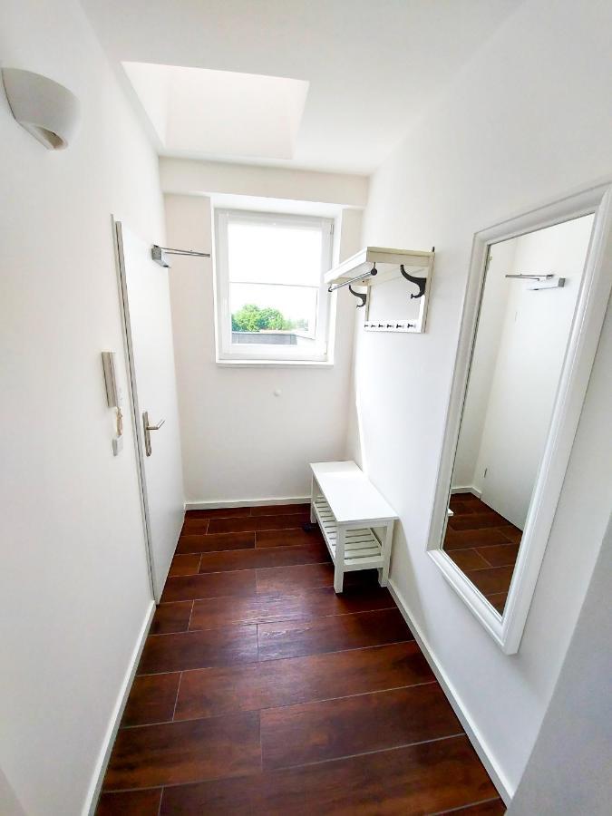 PB Ferienwohnungen - FeWo 7 - Stilvoll eingerichtetes Apartment im Herzen Senftenbergs Exterior foto